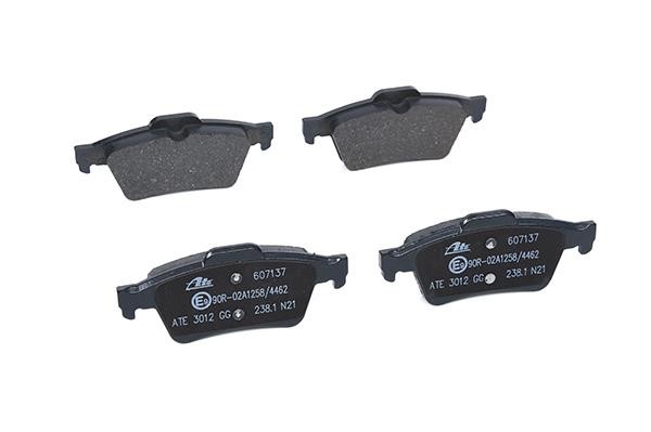 Brake pad set Ate 13.0460-7137.2