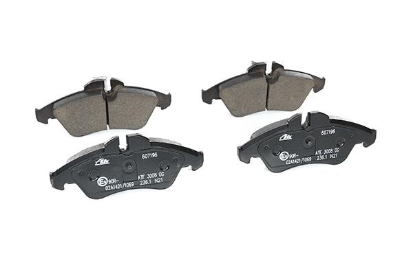 Brake pad set Ate 13.0460-7196.2