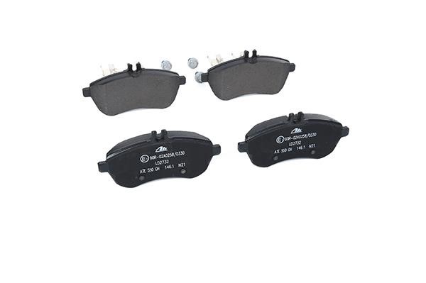 ATE CERAMIC disc brake pads, set Ate 13.0470-2732.2