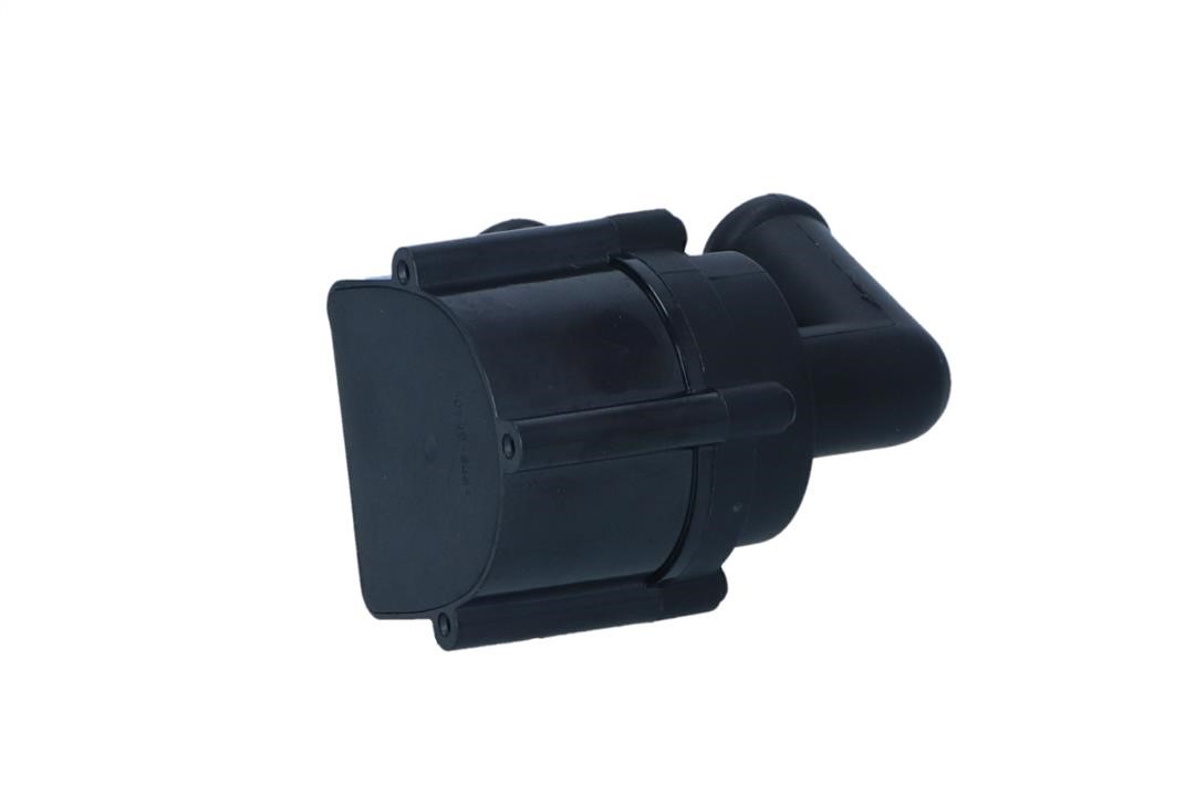 Additional coolant pump NRF 390031
