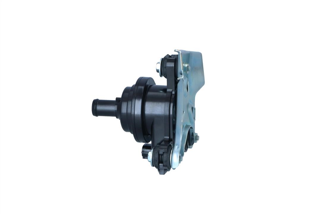 Additional coolant pump NRF 390036
