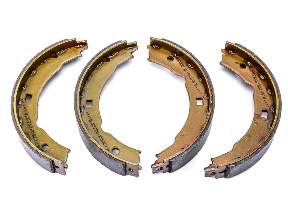 Handbrake brake pads Peugeot 607: CRP001ABE ABE Handbrake shoes