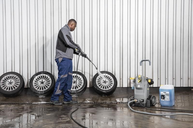 High pressure device HD 6/15 M Karcher 1.150-930.0