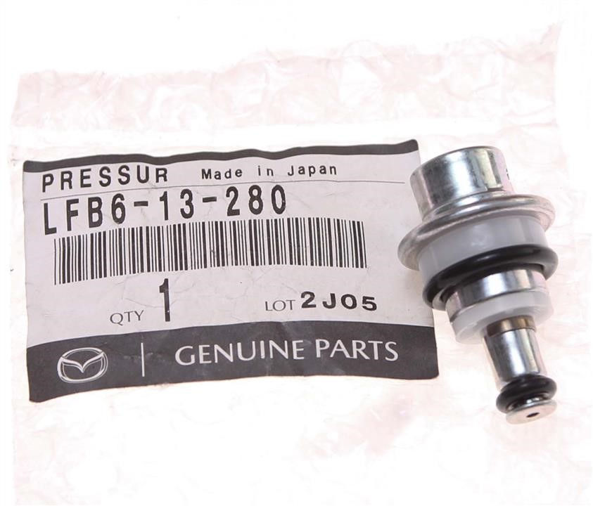 Fuel pressure control Mazda LFB6-13-280