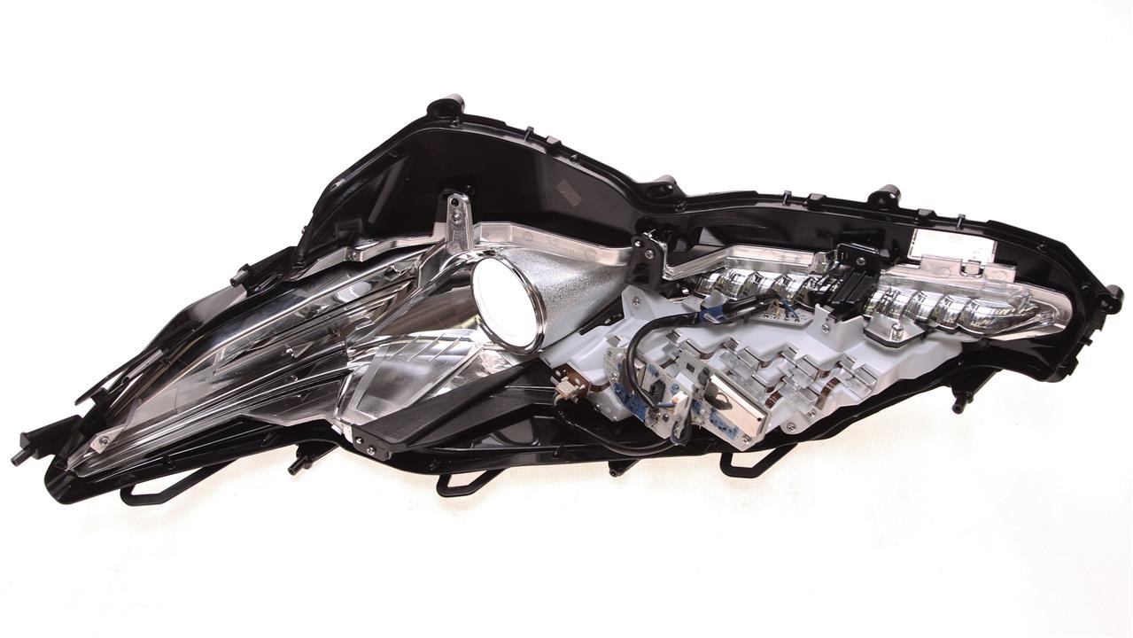 Buy Toyota 81131-33E10 at a low price in United Arab Emirates!
