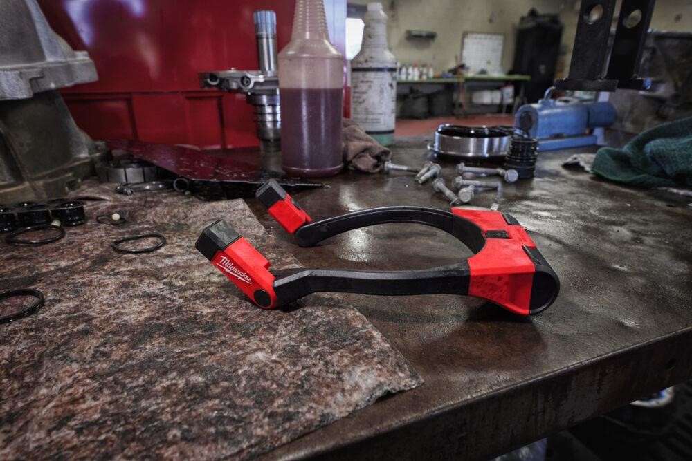 Buy Milwaukee 4933479898 at a low price in United Arab Emirates!