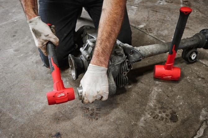 Hammer 790 g Milwaukee Milwaukee 4932492350