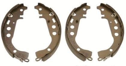 LPR OPK532 Brake shoes with cylinders, set OPK532