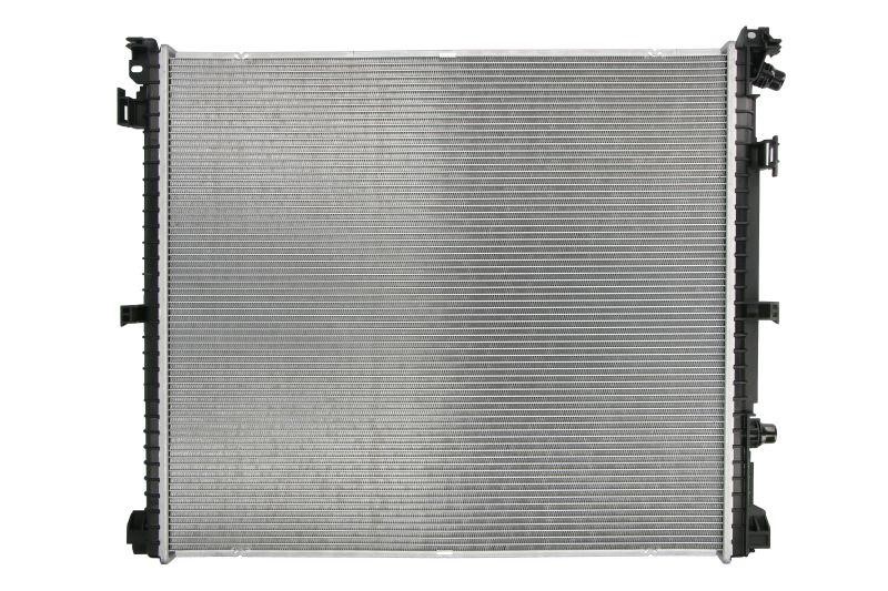 17119468695 BMW Engine cooling radiator