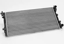 Engine radiator Volkswagen Polo: 1550107 Kraft Automotive Engine cooling radiator