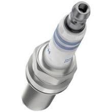 Engine spark plug Toyota Highlander: 062611000054 Magneti marelli Spark plug