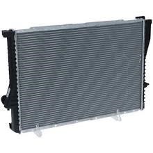 2022081 Polcar Engine cooling radiator