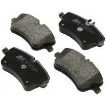 IE181369701 Polcar Front disc brake pads, set