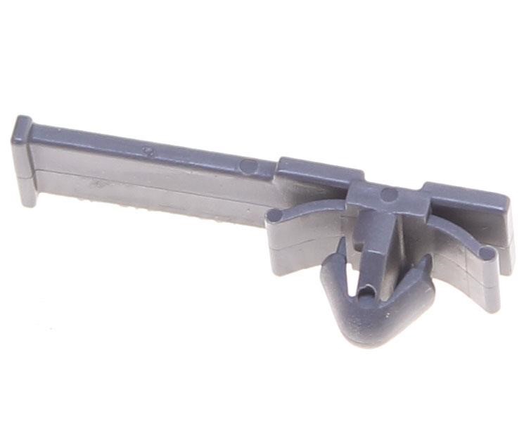 B22167C99 Mazda Clip