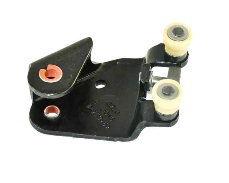777643981R Renault Sliding door roller