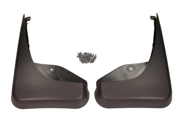 1360698 Ford Mudflap