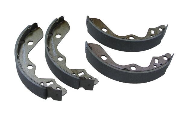 Brake shoes Suzuki Ignis: 194576 Maxgear Brake shoe set