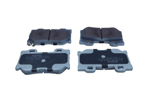 Disc brake pad set Infiniti: QP1382 Quaro Brake pad set