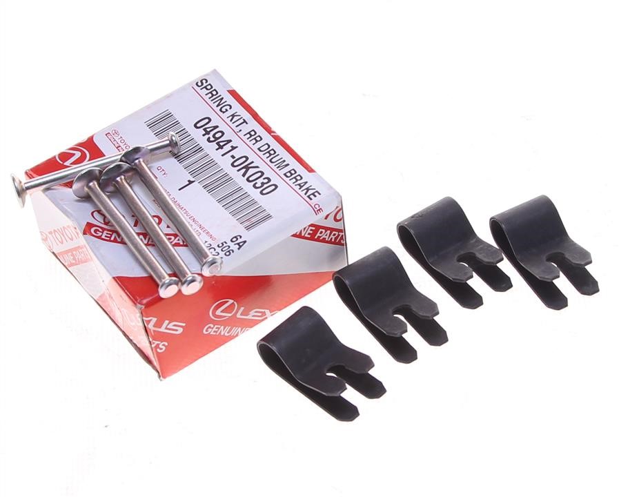 049410K030 Toyota Brake pad fitting kit