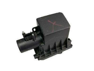 1770537230 Toyota Air filter housing cover