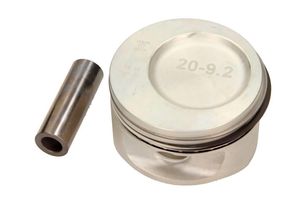 Piston Opel Kadett E: 0117501 Mahle Original Piston set