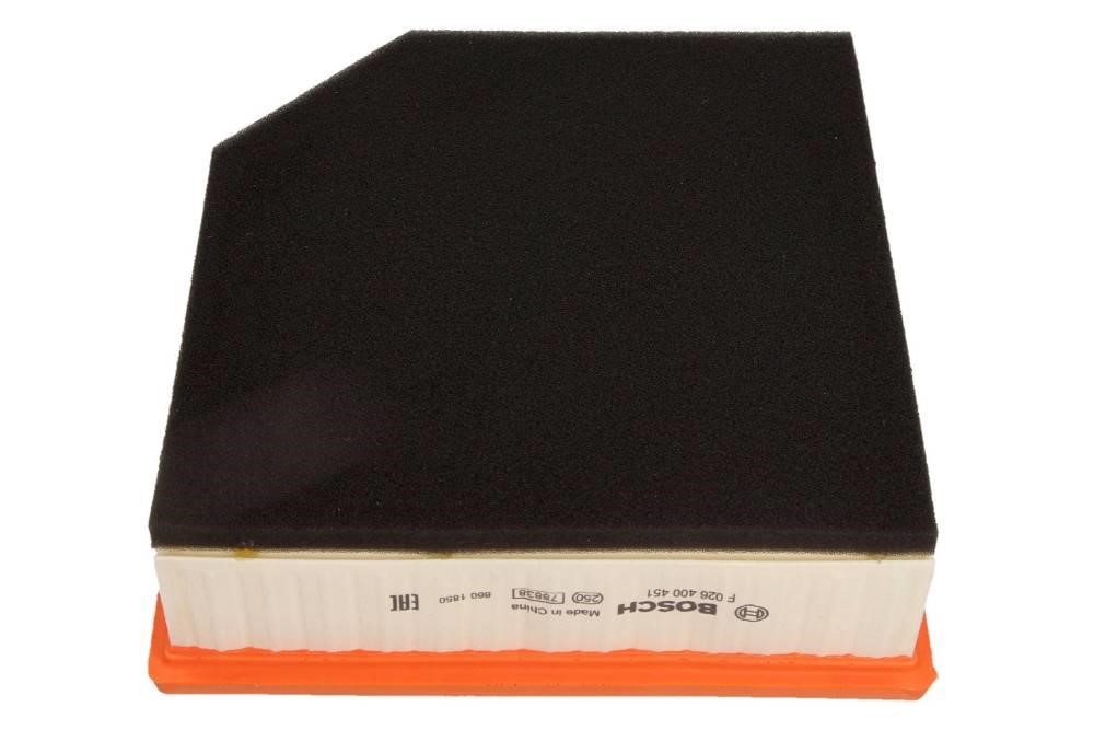 Air filter Volvo XC90: F026400451 Bosch Air filter