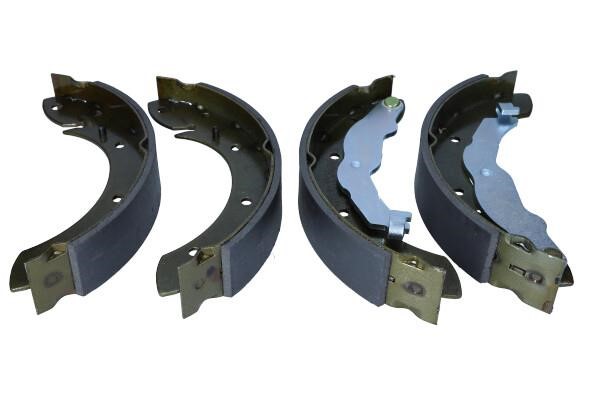 Brake shoe set BMW: 190233 Maxgear Brake shoe set