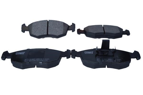 Brake pad kit Fiat Strada: 190629 Maxgear Brake pad set