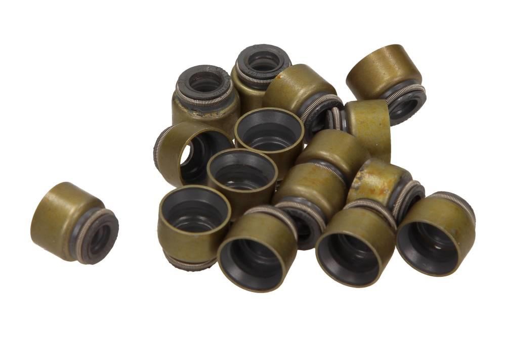 Valve stem oil seals Suzuki Splash: 123935702 Victor Reinz Valve oil seals, kit