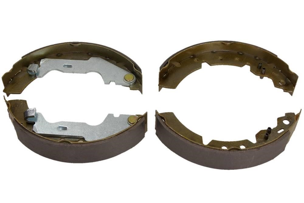 Brake shoe kit Toyota Corolla: 193486 Maxgear Brake shoe set