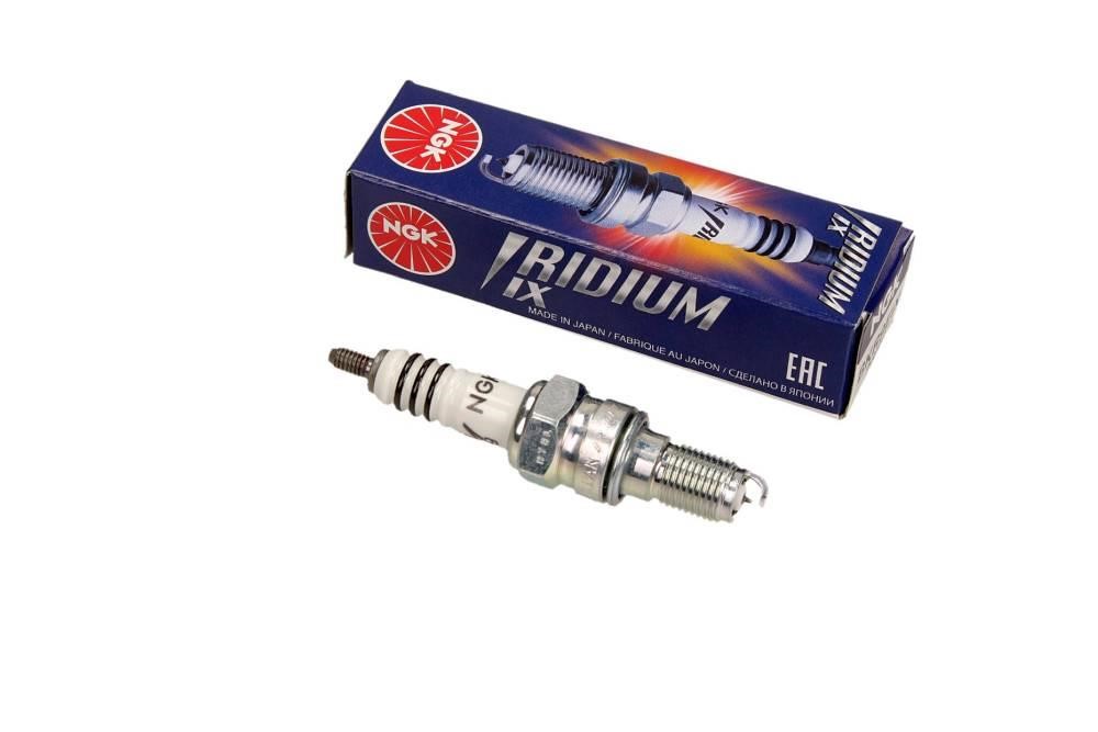 3797 NGK Spark plug NGK Iridium IX CR8EHIX9
