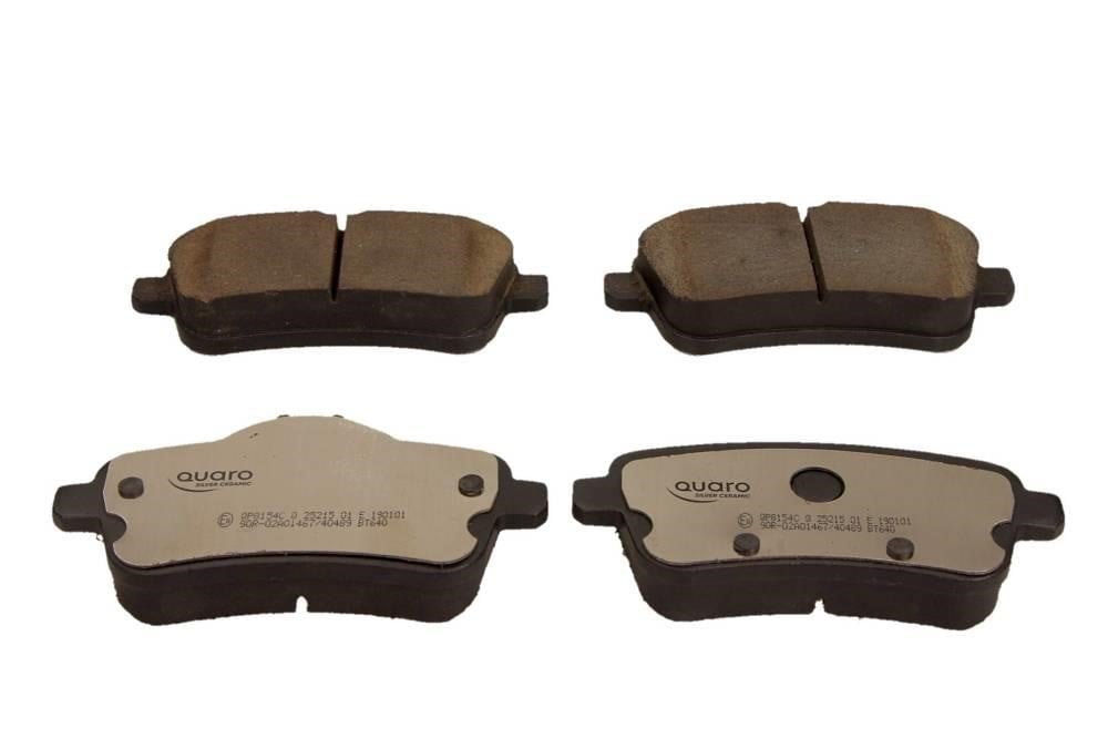 Disc brake pad set Mercedes GLA-Class: QP8154C Quaro Brake pad set