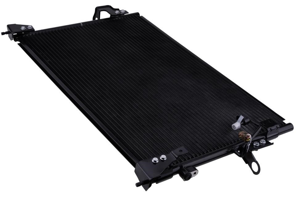 Air con condenser Land Rover Discovery: CCSLR002 NTY AC Condenser