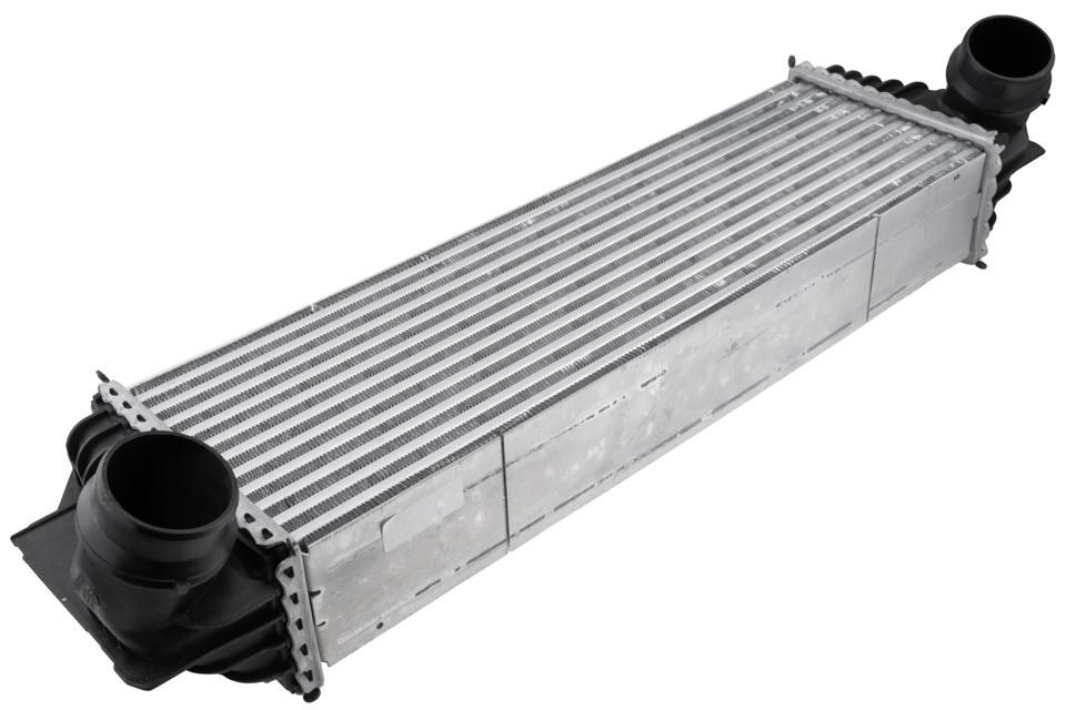 Intercooler BMW 6 series: CNGBM008 NTY Intercooler, charger