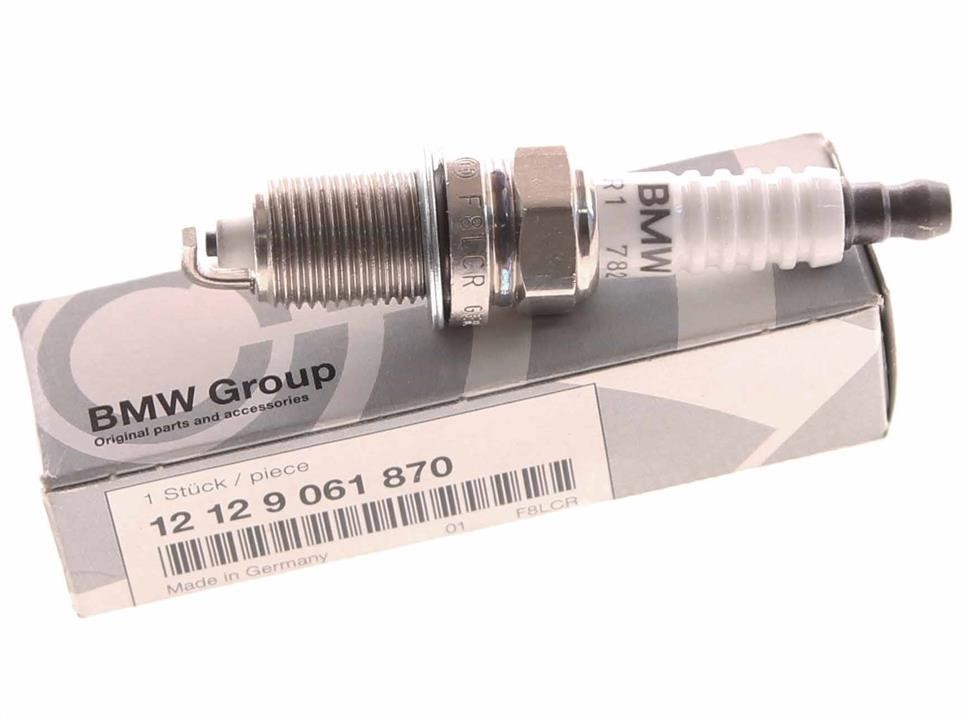 12129061870 BMW Spark plug