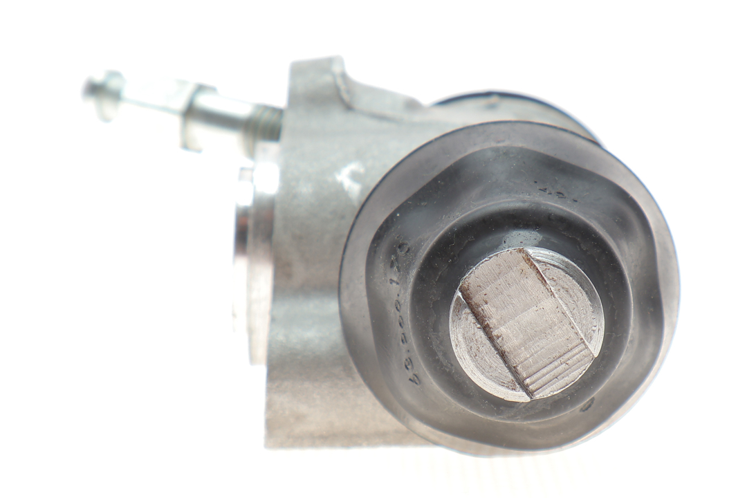 Buy Bosch F 026 002 040 at a low price in United Arab Emirates!