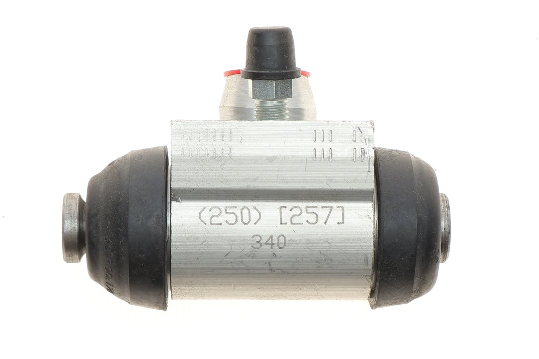 Brake cylinder Renault Clio: F026002090 Bosch Wheel Brake Cylinder