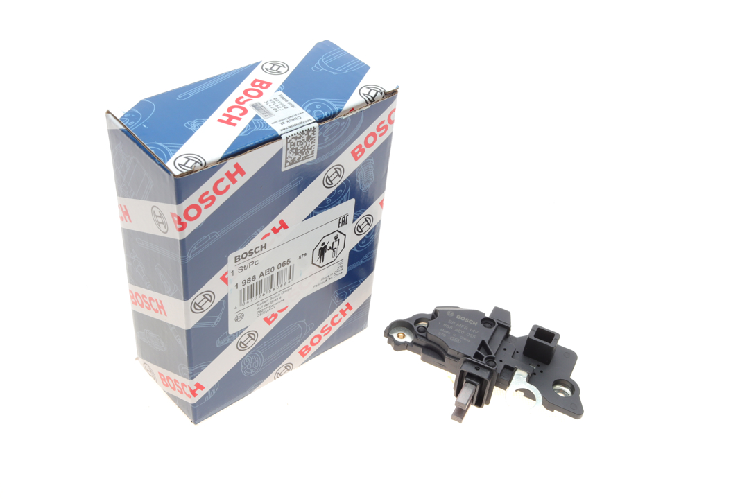 1986AE0065 Bosch Alternator regulator