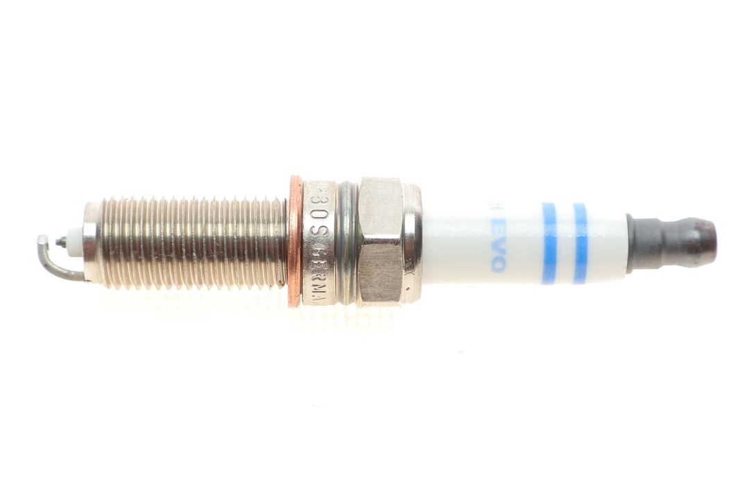 Spark plug set Hyundai Veloster: 0242145611 Bosch Spark plug