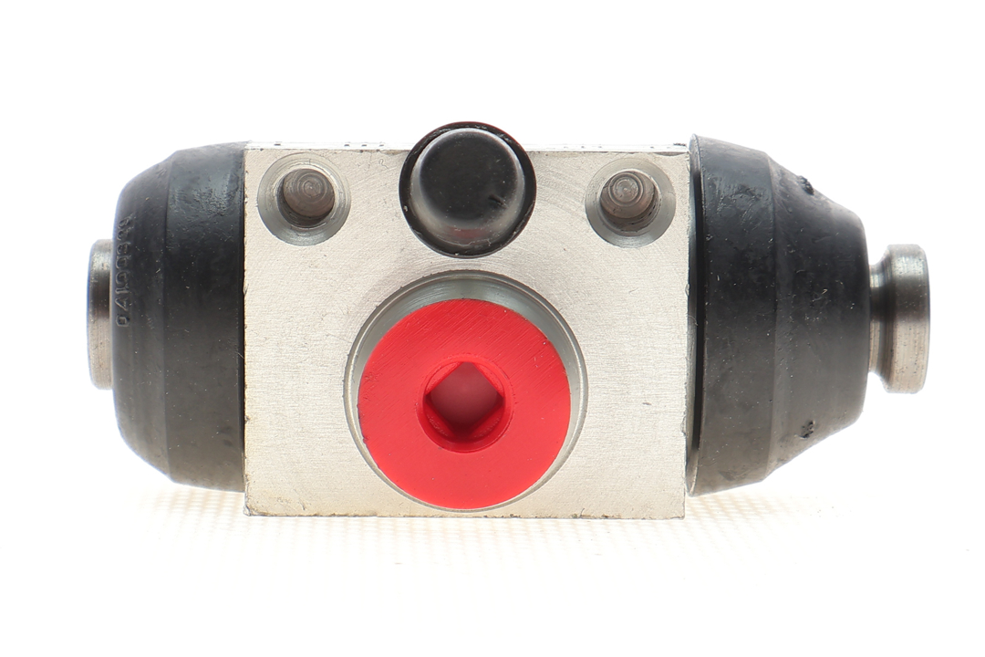 Bosch Wheel Brake Cylinder – price 55 PLN