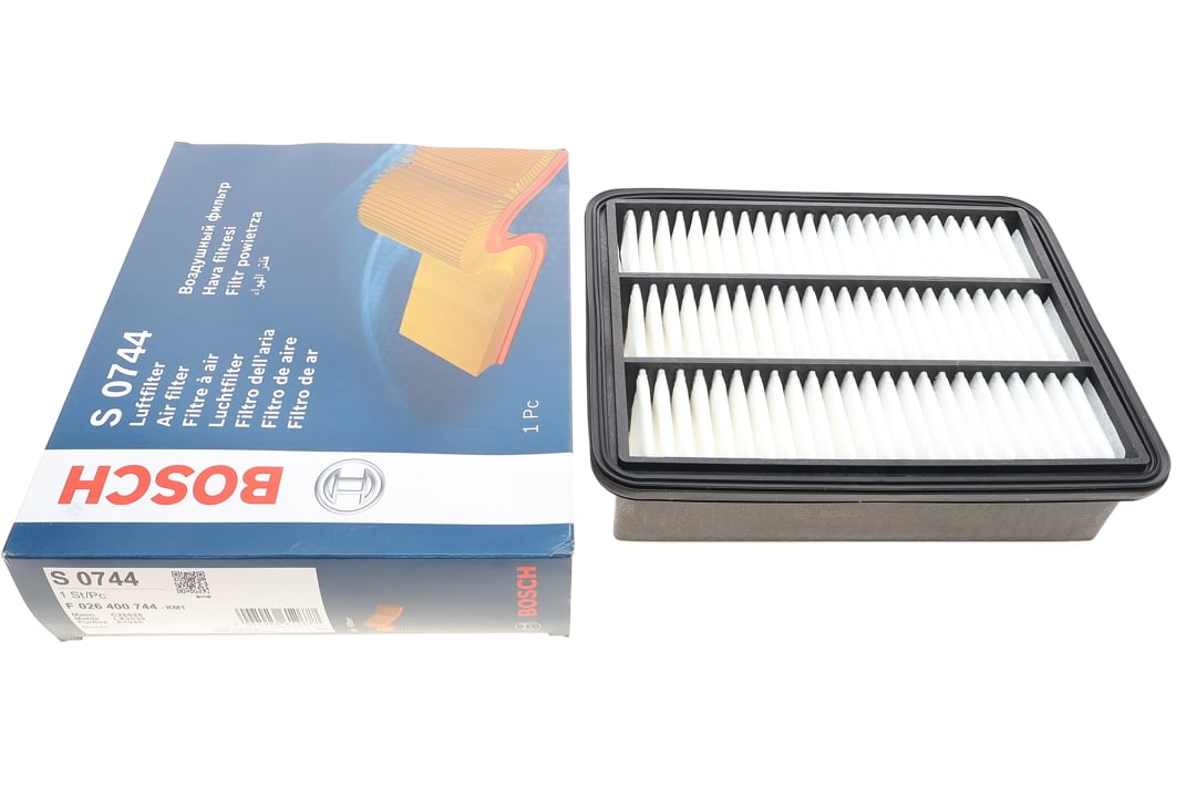 Air filter Mazda CX-5: F026400744 Bosch Air filter