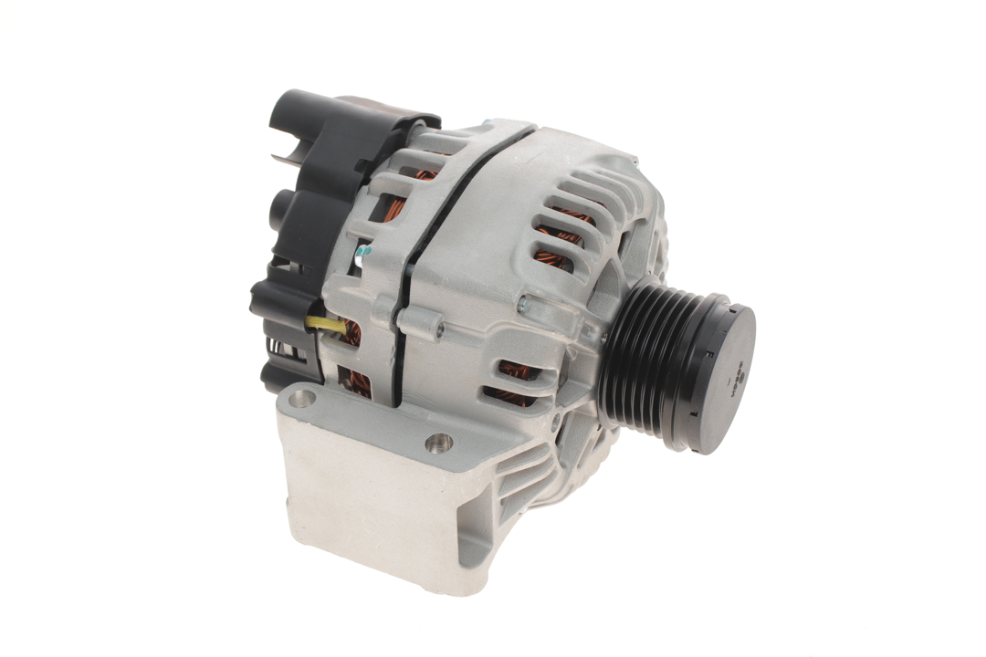 Alternator Suzuki Splash: 1986A00559 Bosch Alternator