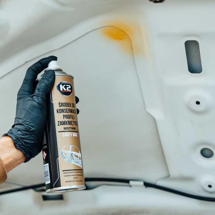 Wax-based product for protection of car body interior profiles, 500 ml K2 L330
