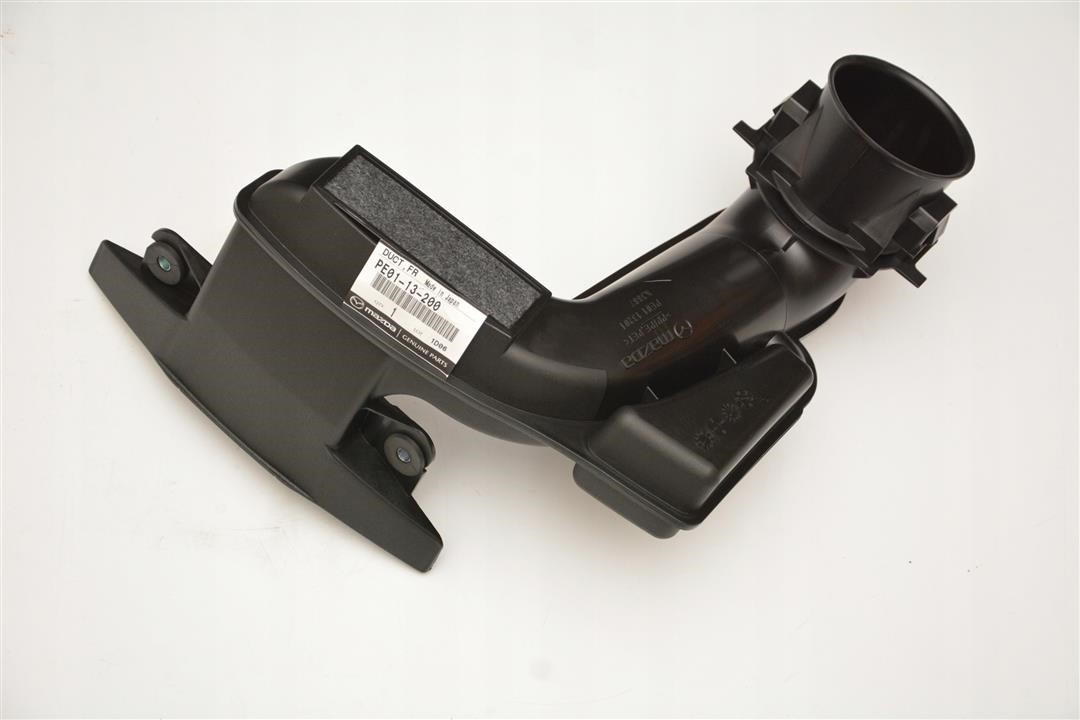 PE0113200 Mazda Air intake