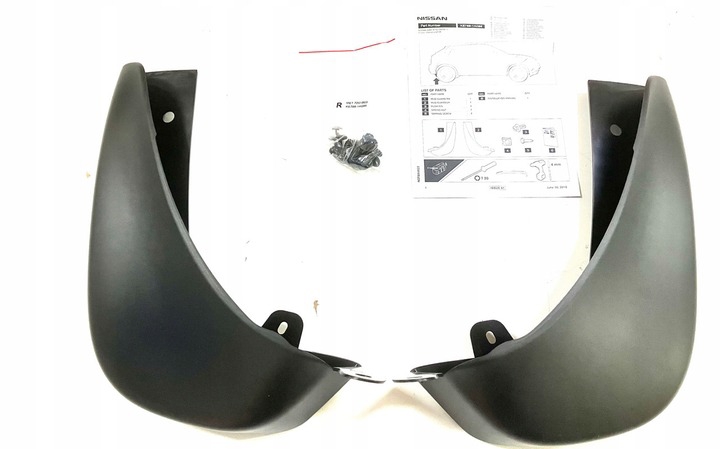 KE7881K086 Nissan Mudguards, set rear