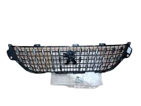 Bumper mesh Peugeot 2008: 1617022780 Citroen/Peugeot Grille bumper