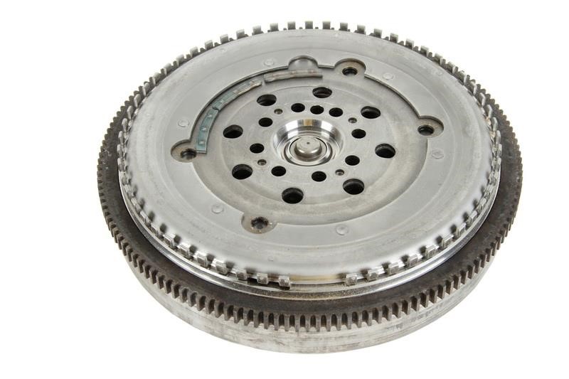 Flywheel Mercedes E-Class: 415018410 Luk Flywheel