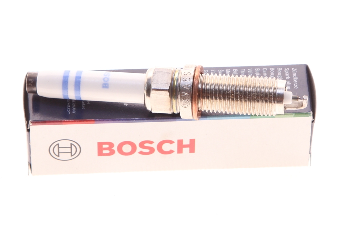 Spark plug Bosch 0 241 140 537