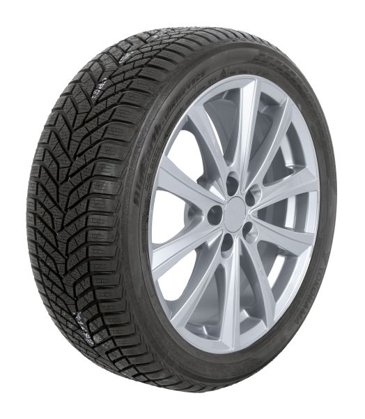 R2348 Yokohama Passenger Winter Tyre Yokohama BluEarth*Winter V905 285/60 R18 116H