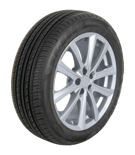 201S2089 Sun Full Passenger Summer Tyre Sunfull SF-688 215/60 R15 94H